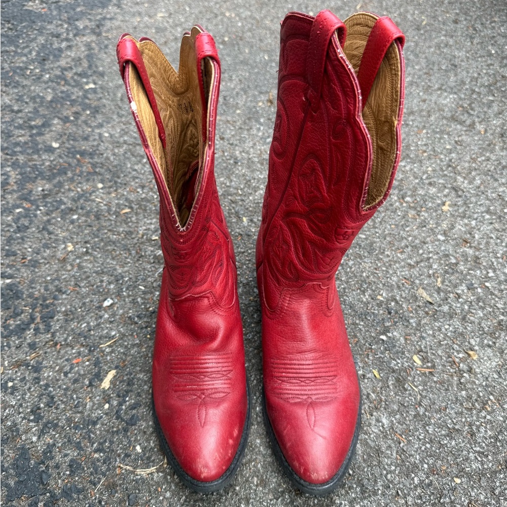 Red Ariat Western Cowboy Boots